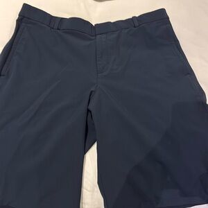 Navy Blue Nike Golf Shorts Size 32 W, 9” L
